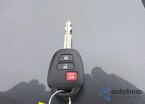 2018 Toyota Rav4 Xle z USA, uszkodzony, nr VIN 2T3RFREV2JW790087